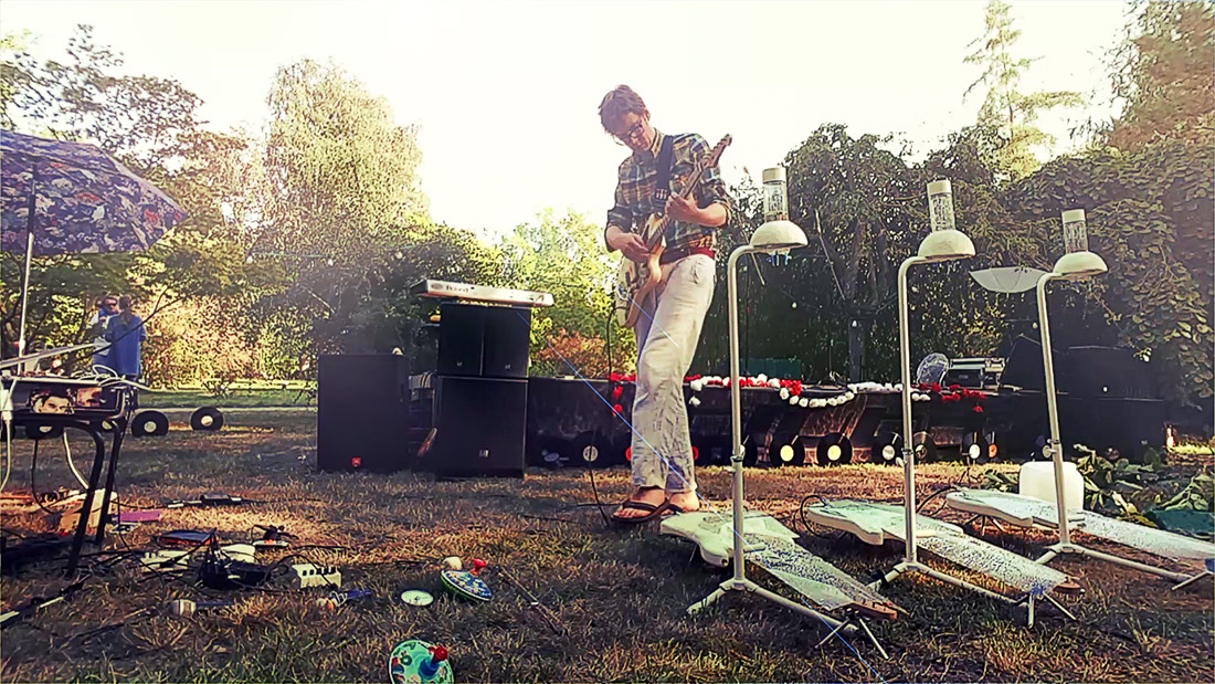 Martin Hiller aka Huey Walker live at Arboretum, Greifswald