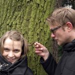 Hildur Guðnadóttir & Dirk Dresselhaus sind Mr. Schmuck's Farm