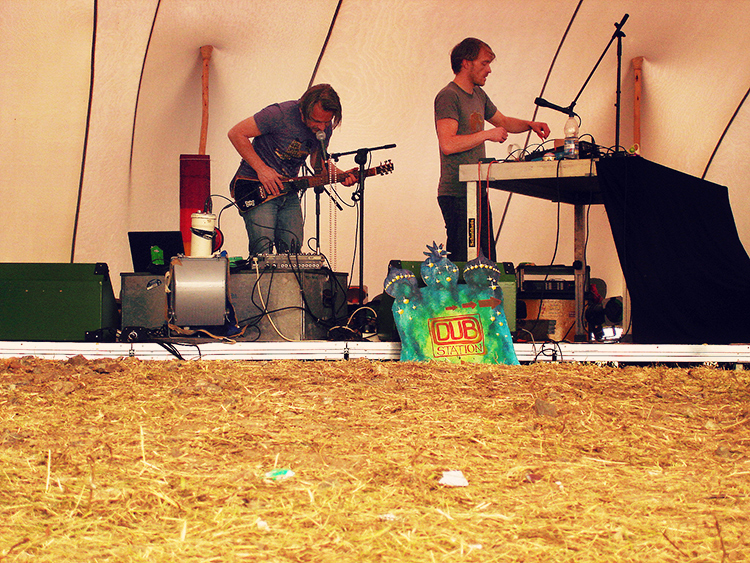 Air Cushion Finish live auf der Dubstation / Fusion 2009 (Photo: Martin Hiller)